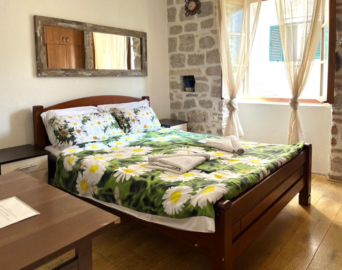 South Gate Apartments 262 Kotor Bagian luar foto