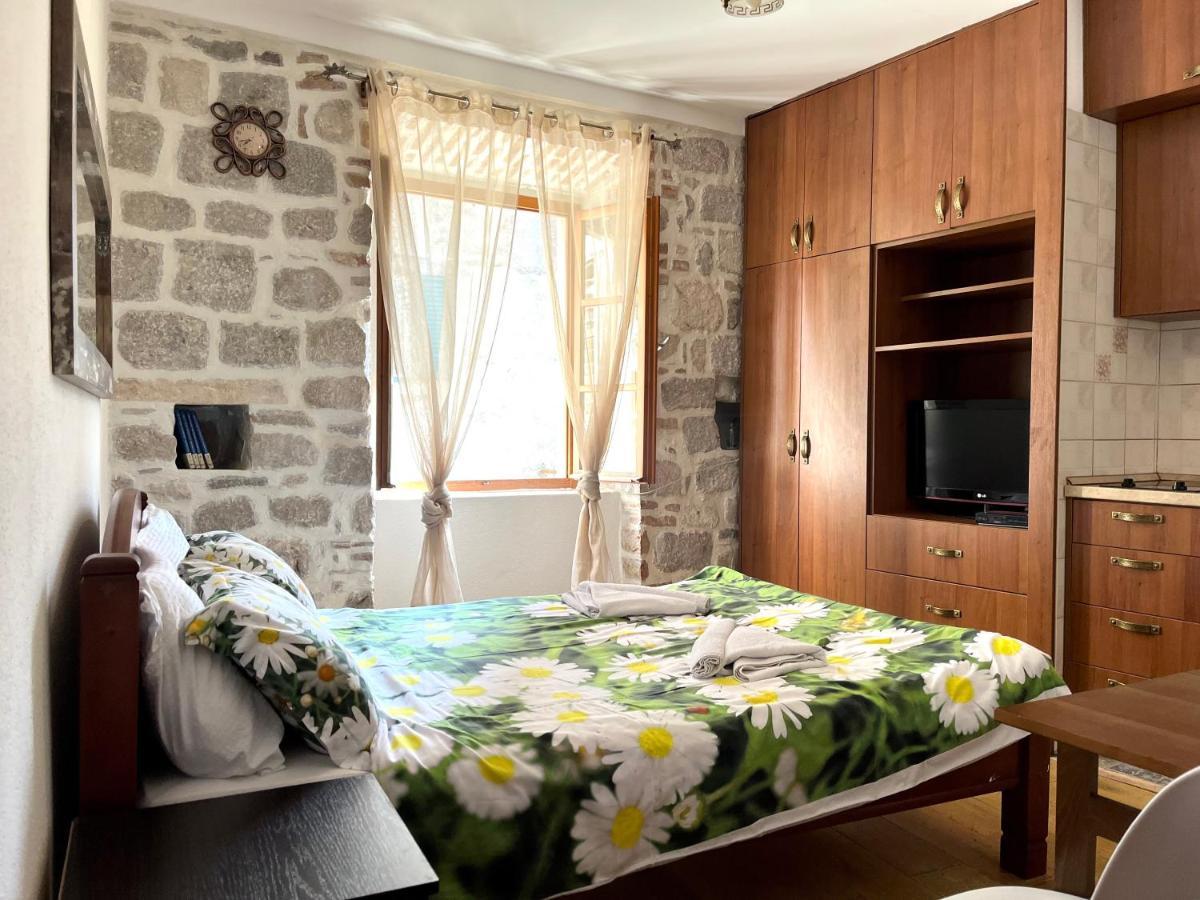 South Gate Apartments 262 Kotor Bagian luar foto