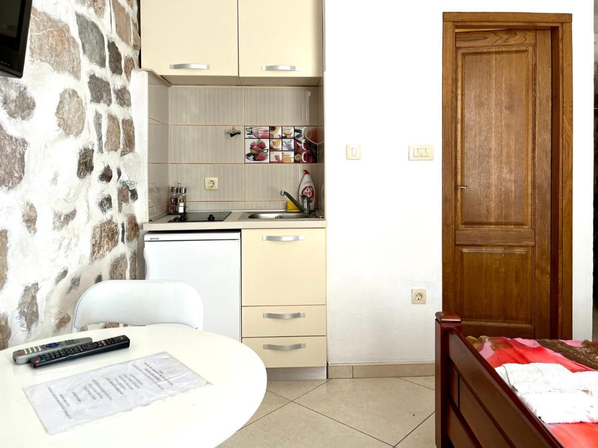 South Gate Apartments 262 Kotor Bagian luar foto