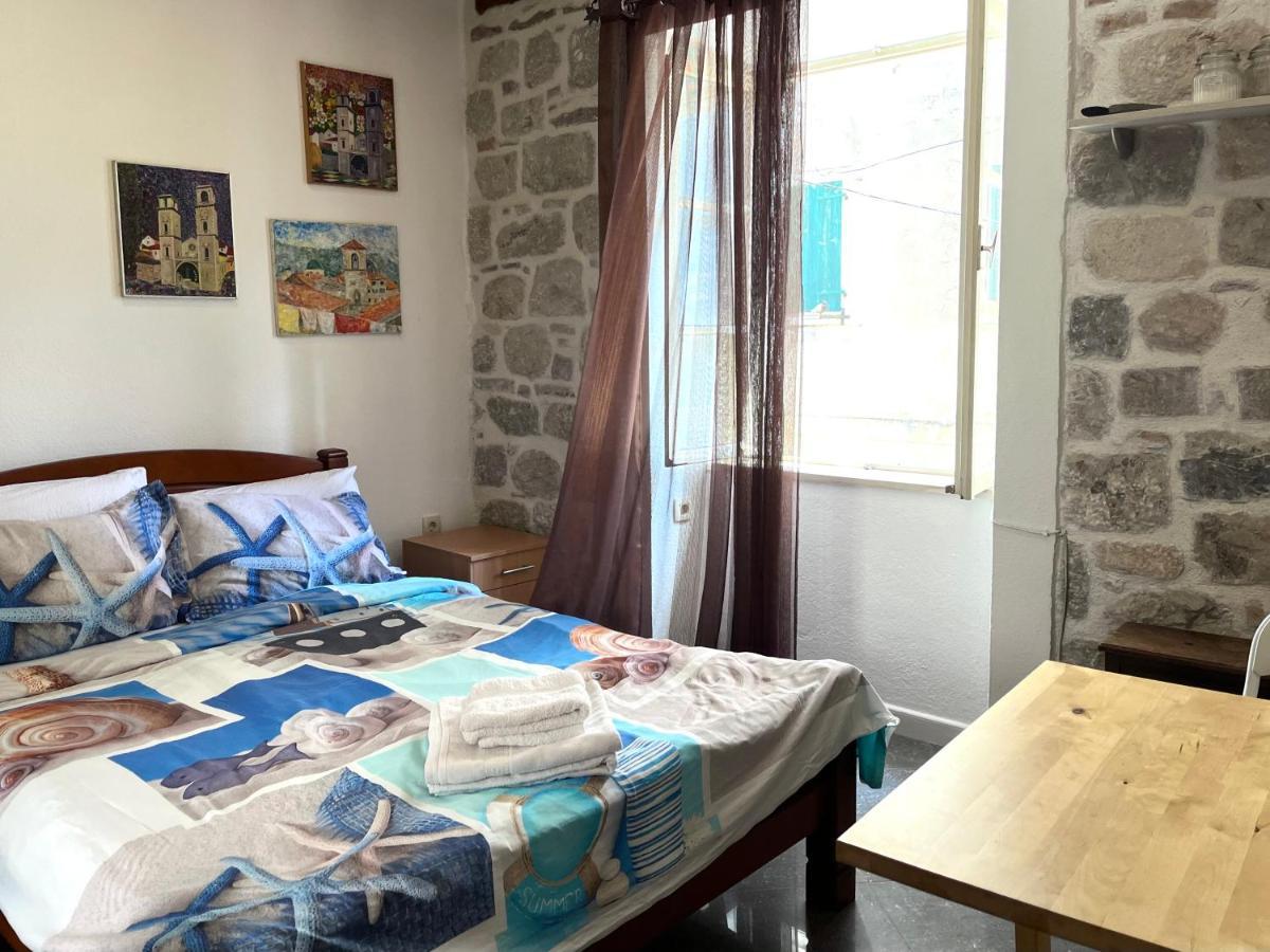 South Gate Apartments 262 Kotor Bagian luar foto