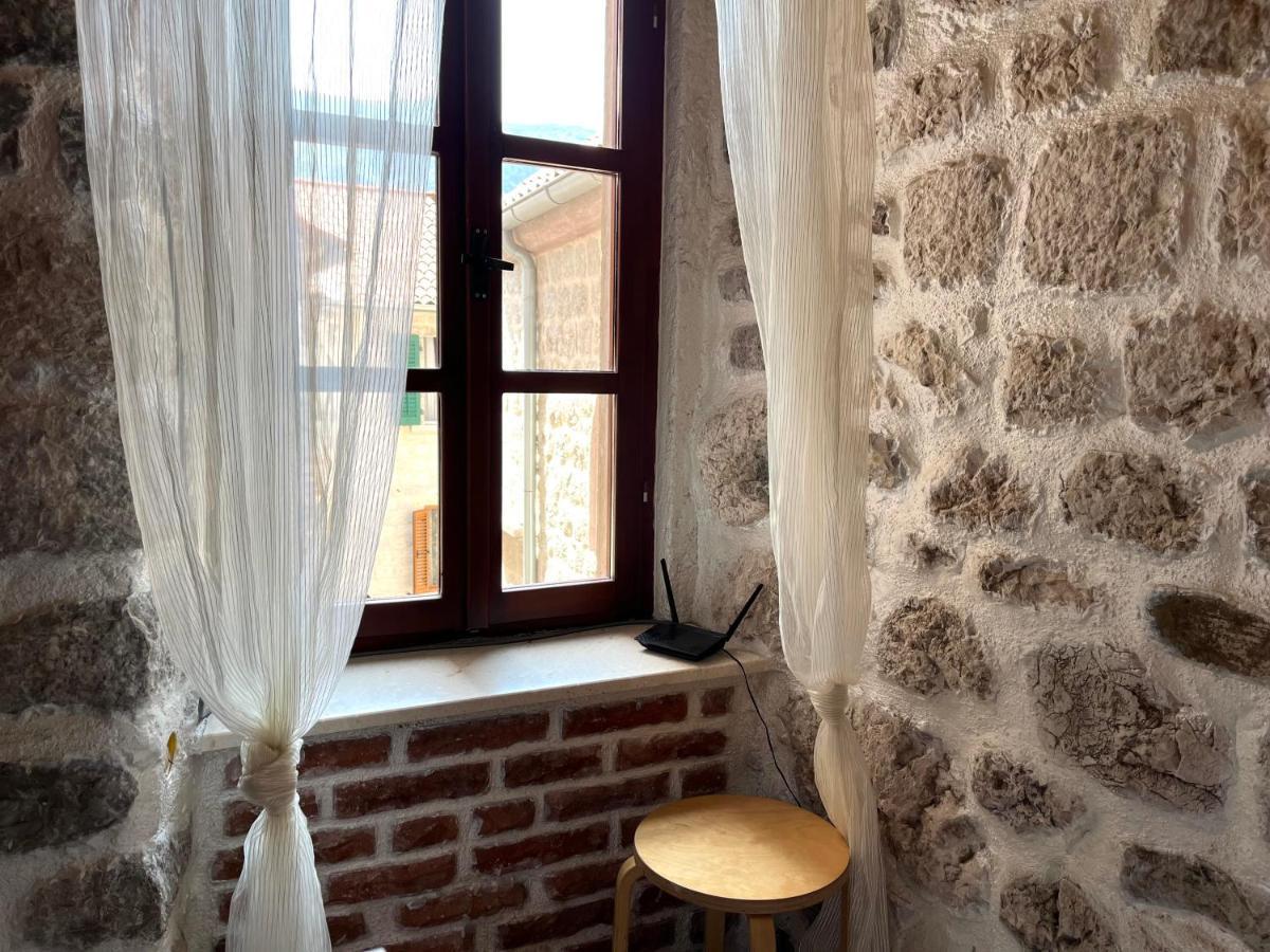 South Gate Apartments 262 Kotor Bagian luar foto