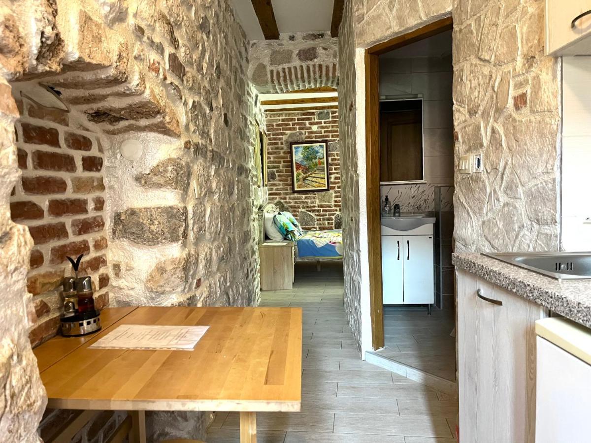 South Gate Apartments 262 Kotor Bagian luar foto